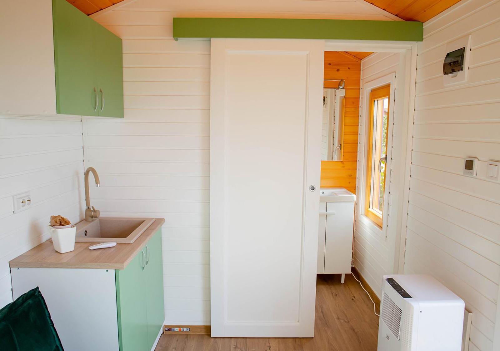 Tiny House In The Vineyard By Gramofon Wine Hotel Iordachianu Bilik gambar